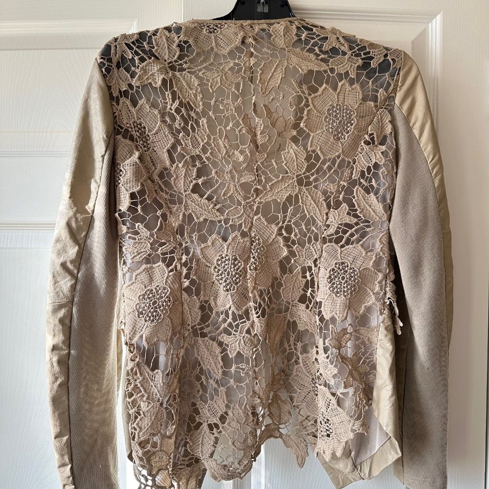 Paccio Beige Faux Leather and Lace Blazer - Size Medium - Picture 2 of 2